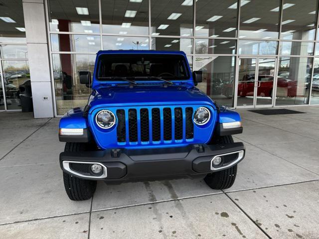 new 2023 Jeep Gladiator car, priced at $49,611