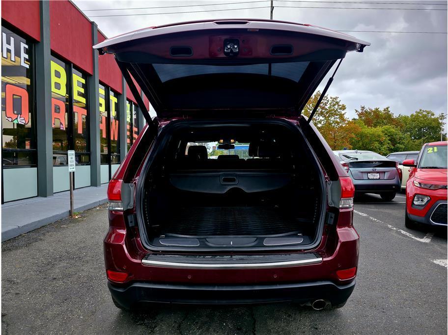used 2016 Jeep Grand Cherokee car, priced at $12,990