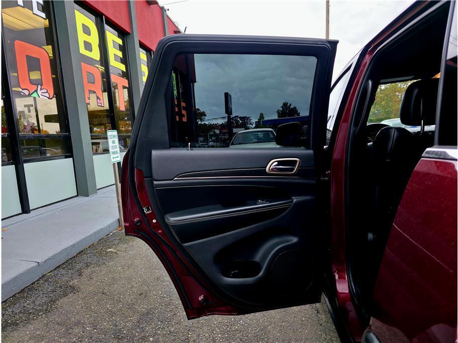 used 2016 Jeep Grand Cherokee car, priced at $12,990