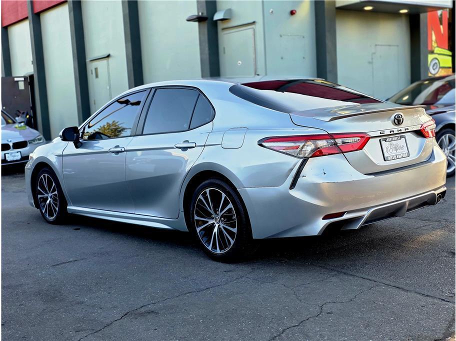 used 2018 Toyota Camry car, priced at $15,990