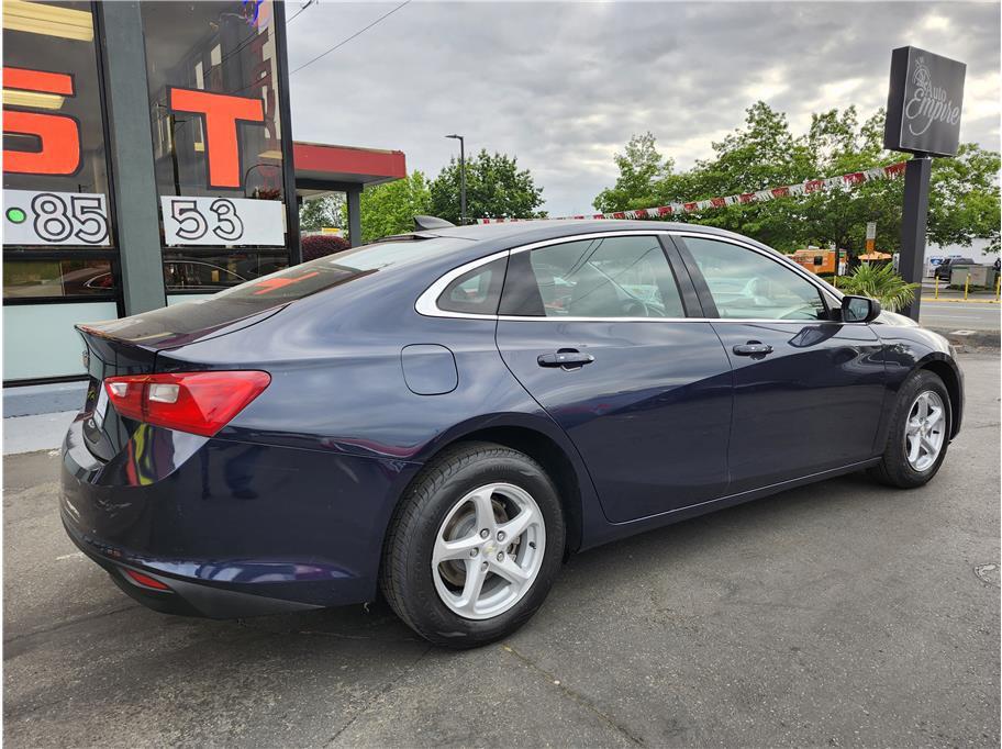 used 2018 Chevrolet Malibu car, priced at $15,990