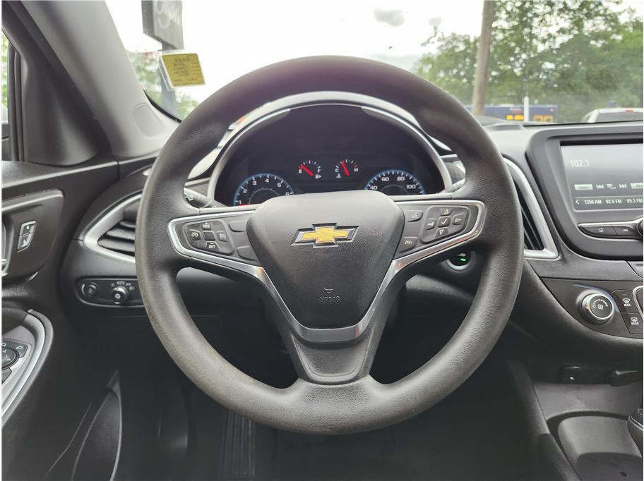 used 2018 Chevrolet Malibu car, priced at $15,990