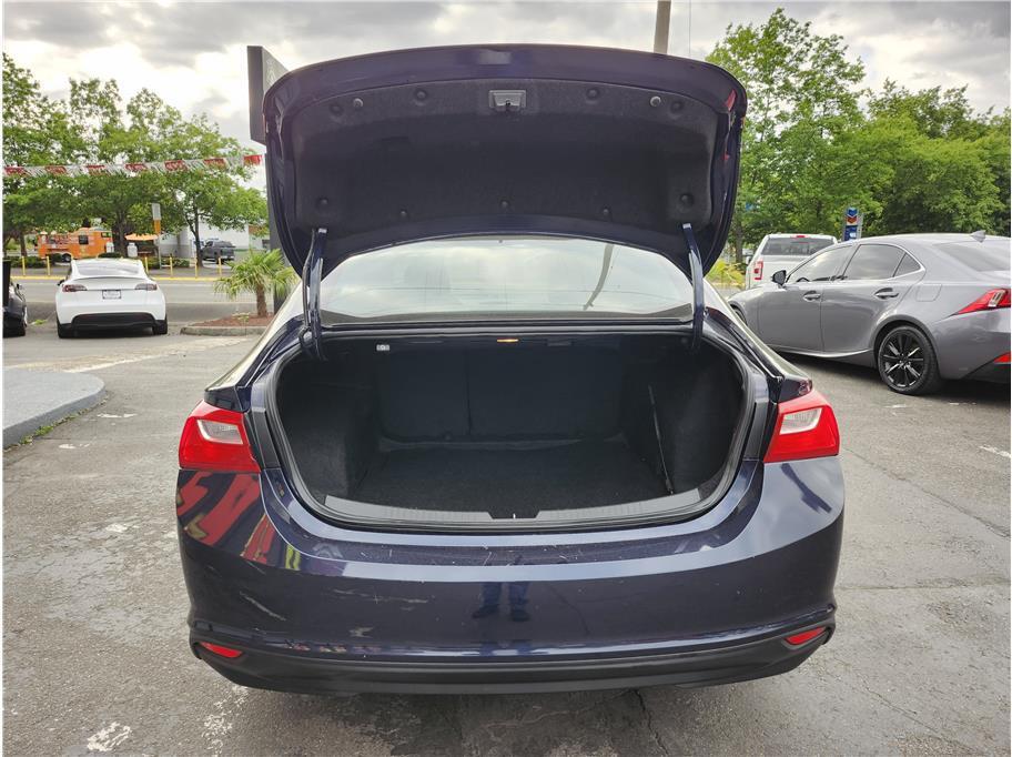 used 2018 Chevrolet Malibu car, priced at $15,990
