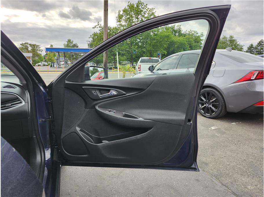 used 2018 Chevrolet Malibu car, priced at $15,990