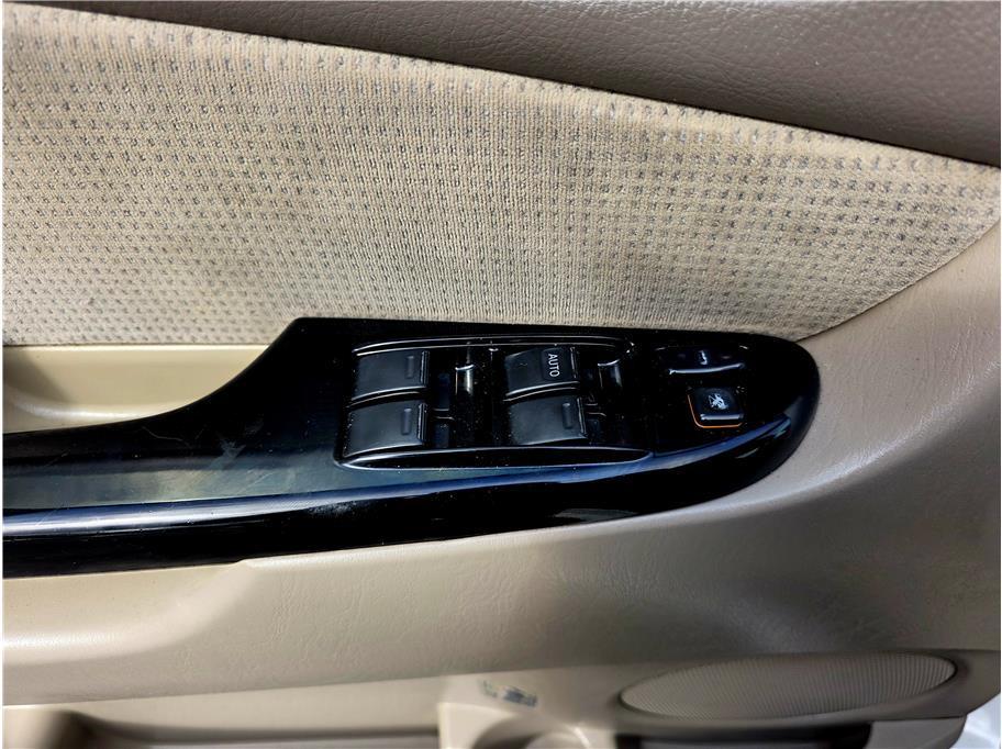 used 2004 Toyota Sienna car, priced at $4,990