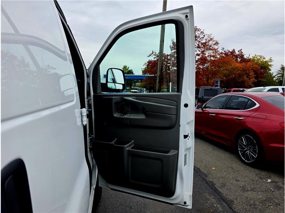 used 2014 GMC Savana 2500 car, priced at $12,990