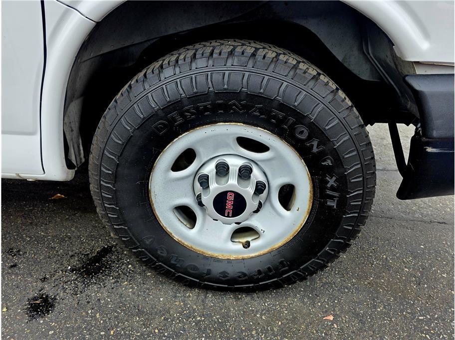 used 2014 GMC Savana 2500 car, priced at $12,990