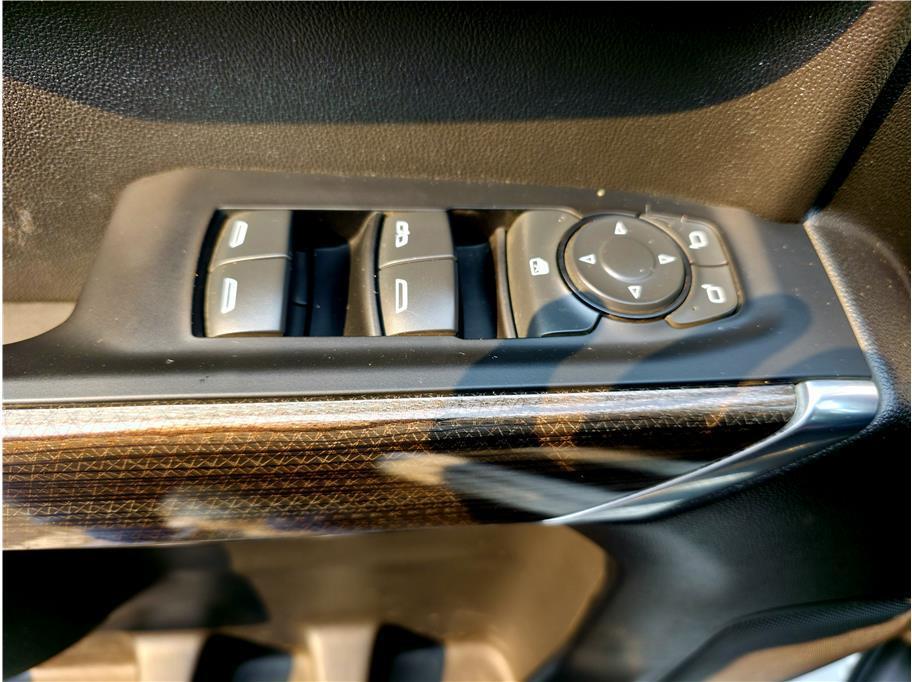 used 2021 Chevrolet Silverado 1500 car, priced at $30,990