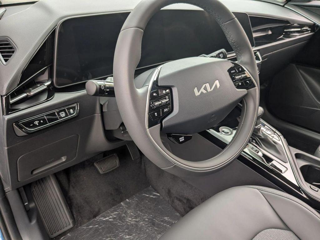 new 2025 Kia Niro car, priced at $31,231