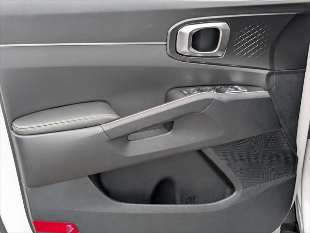 new 2025 Kia Sorento car, priced at $38,510