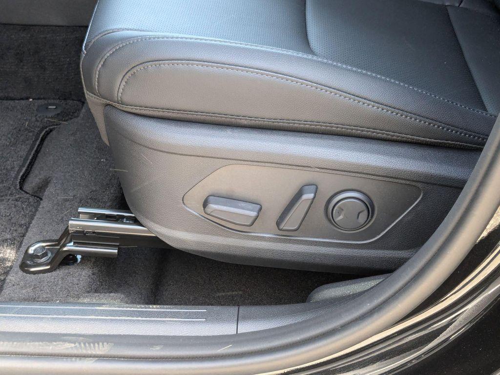 new 2025 Kia Sportage Hybrid car, priced at $33,479