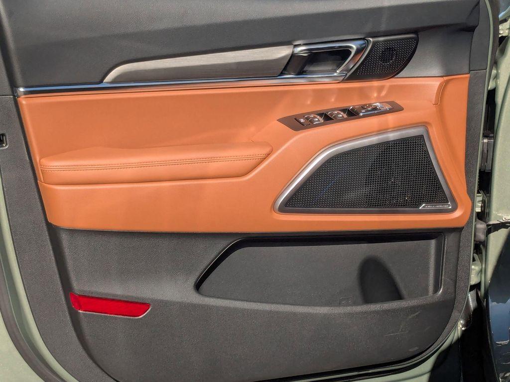 new 2025 Kia Telluride car, priced at $48,195