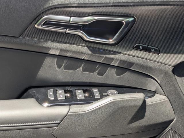 new 2025 Kia Sportage Hybrid car, priced at $38,568
