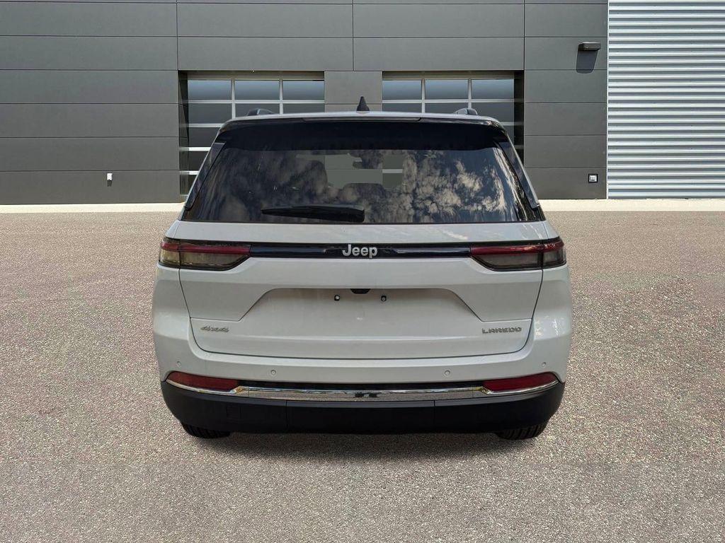 new 2025 Jeep Grand Cherokee car, priced at $38,496