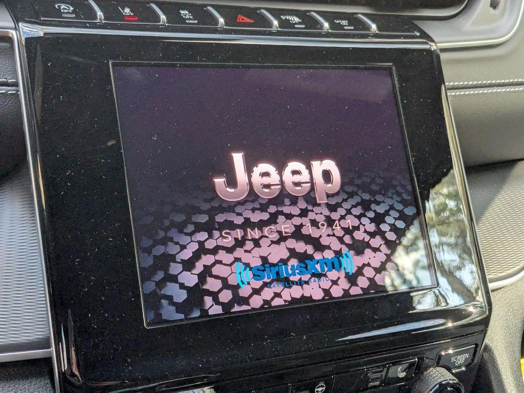 new 2025 Jeep Grand Cherokee car, priced at $38,496