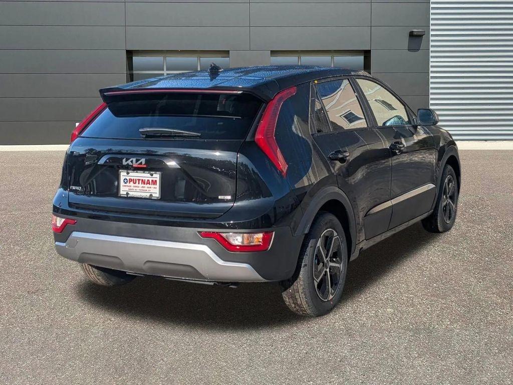 new 2025 Kia Niro car, priced at $28,811