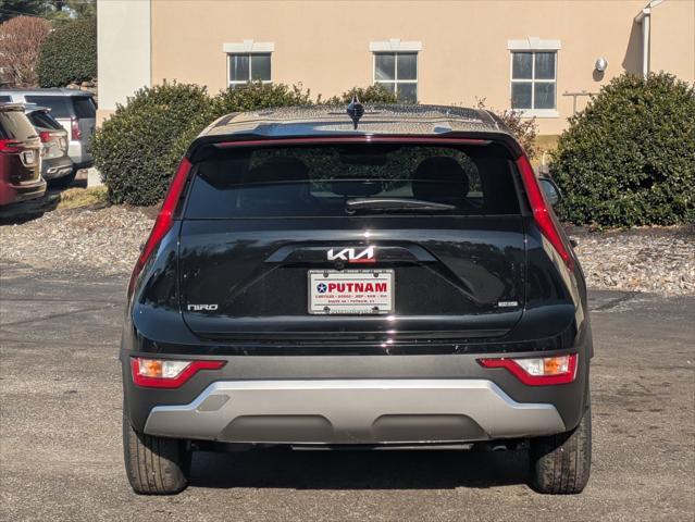 new 2025 Kia Niro car, priced at $28,611