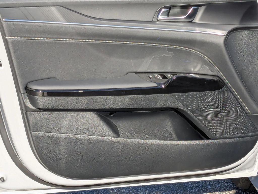 new 2026 Kia K5 car, priced at $31,211