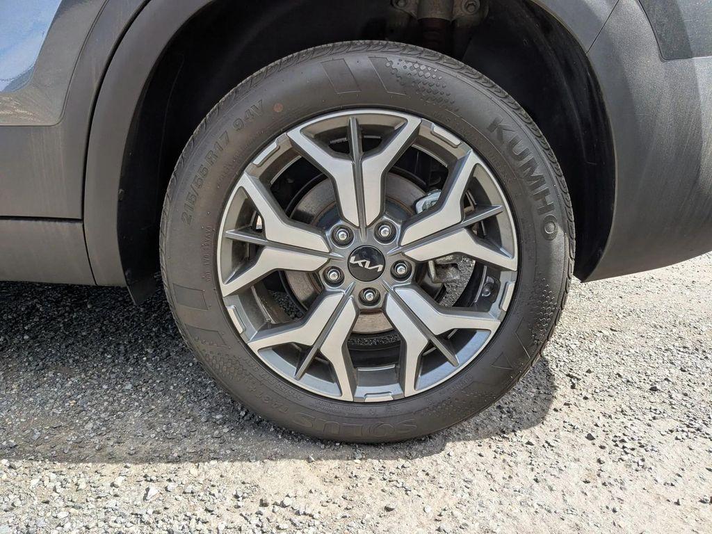 used 2023 Kia Seltos car, priced at $22,999