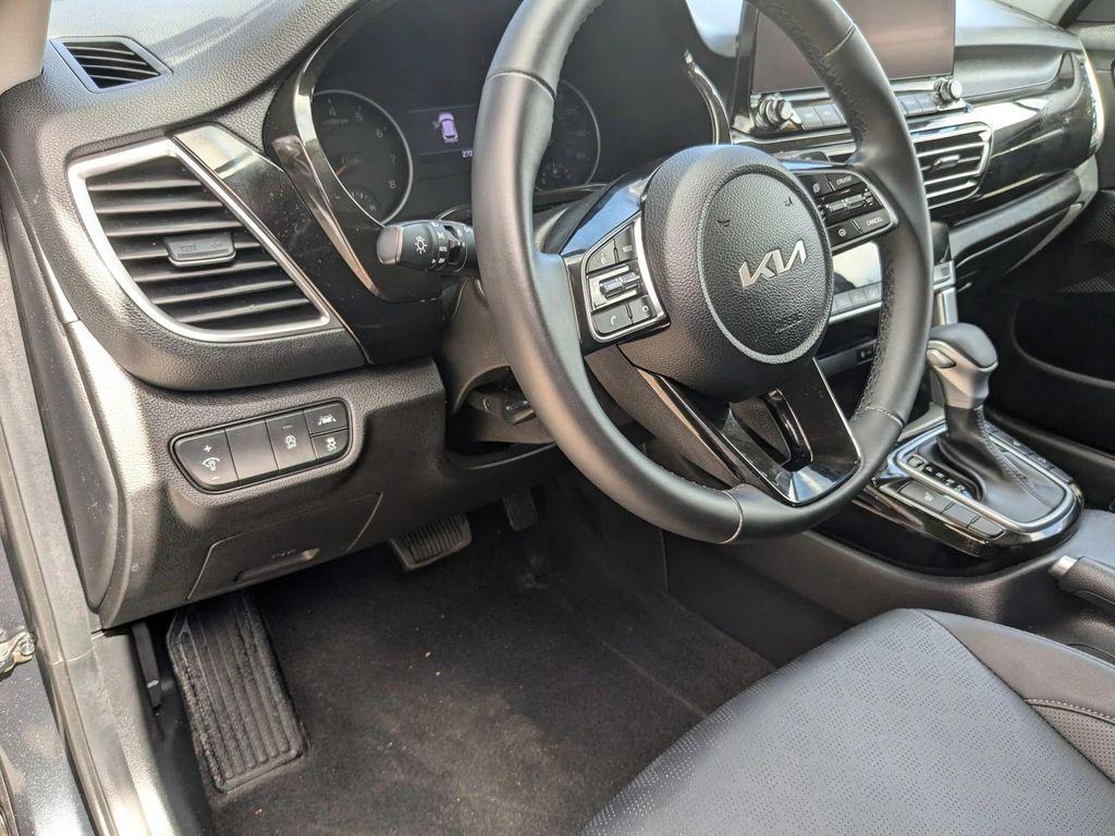 used 2023 Kia Seltos car, priced at $22,999