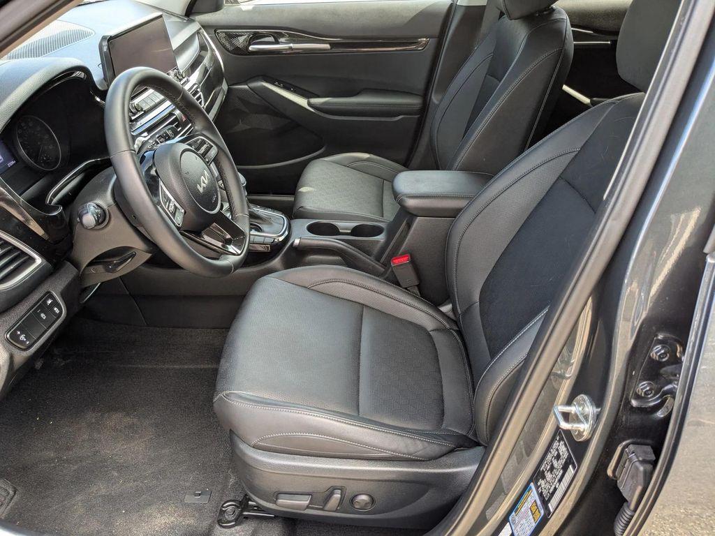 used 2023 Kia Seltos car, priced at $22,999