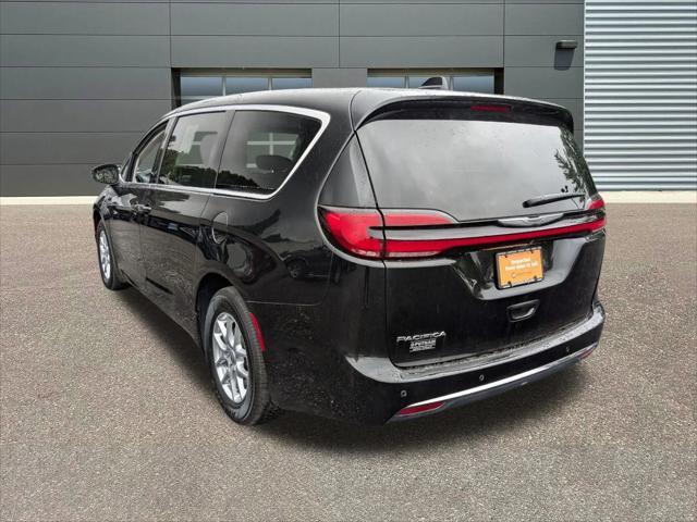 used 2023 Chrysler Pacifica car, priced at $26,599