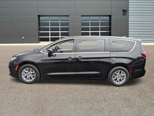 used 2023 Chrysler Pacifica car, priced at $26,599