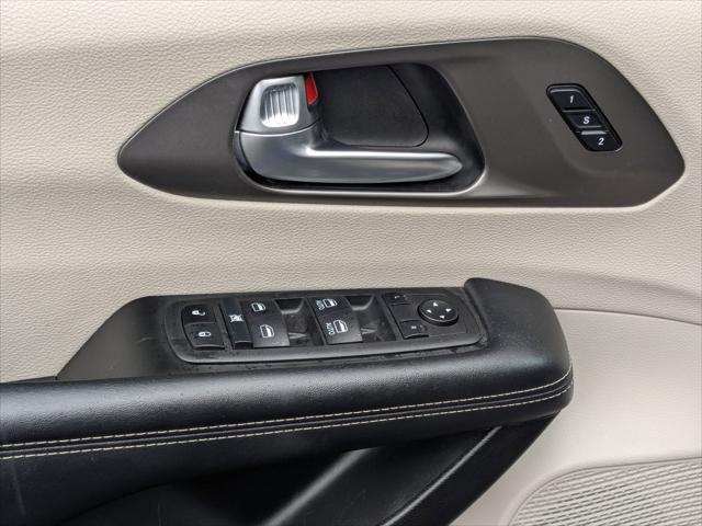 used 2023 Chrysler Pacifica car, priced at $26,599
