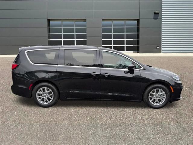 used 2023 Chrysler Pacifica car, priced at $26,599