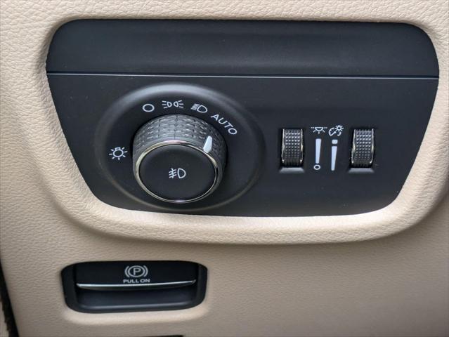 new 2025 Jeep Grand Cherokee L car, priced at $49,610