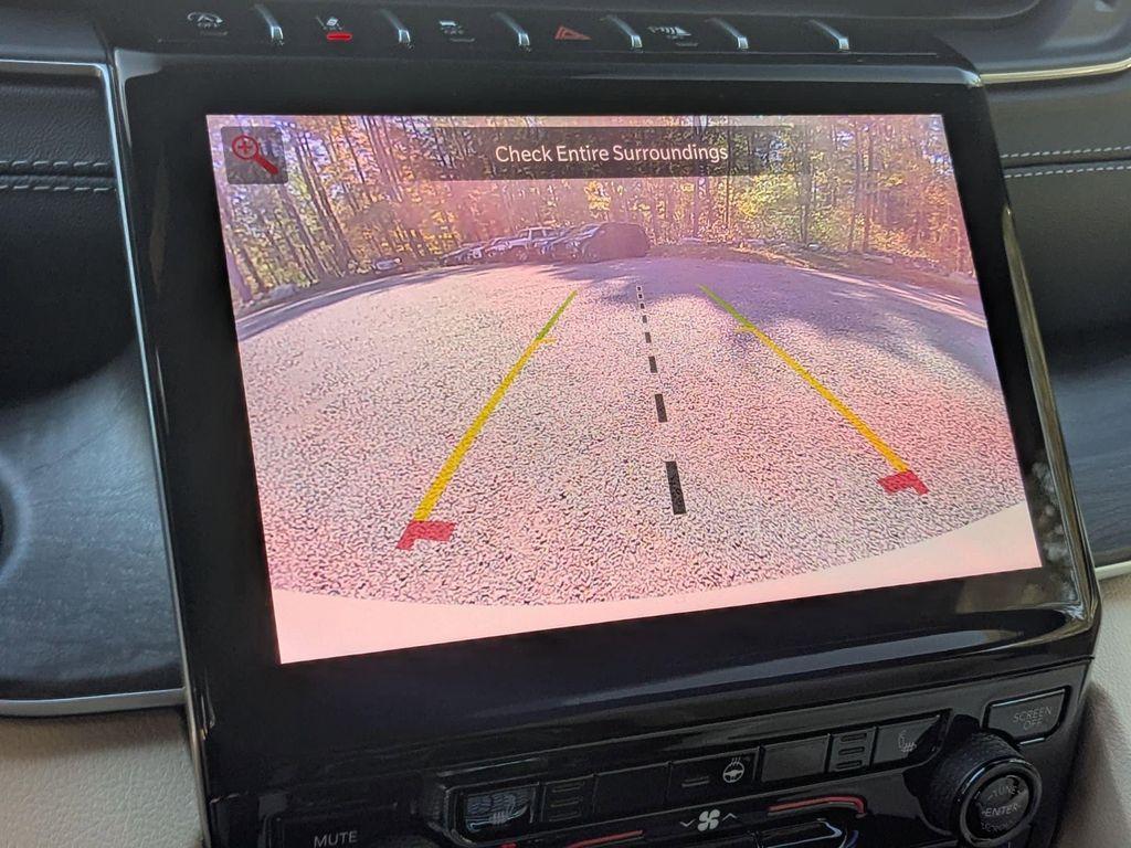 new 2025 Jeep Grand Cherokee car, priced at $45,845