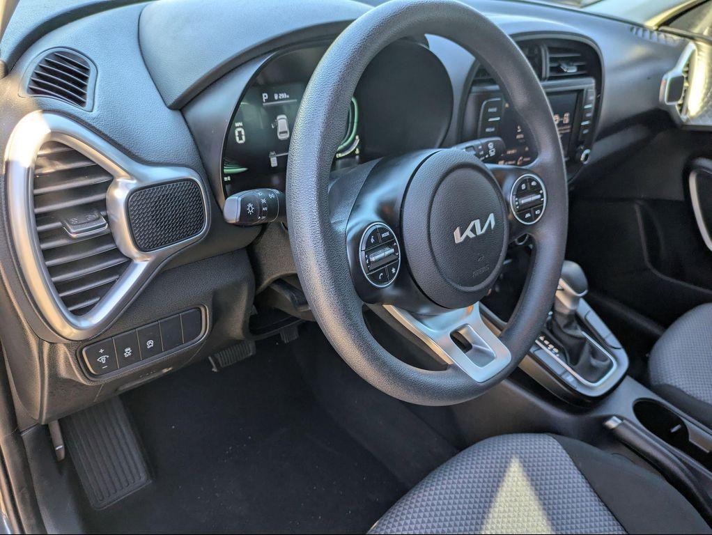 used 2024 Kia Soul car, priced at $18,999