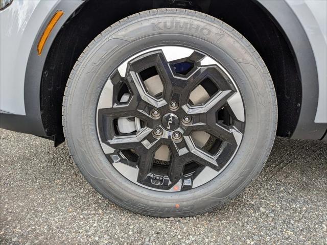 new 2025 Kia Sorento car, priced at $39,025