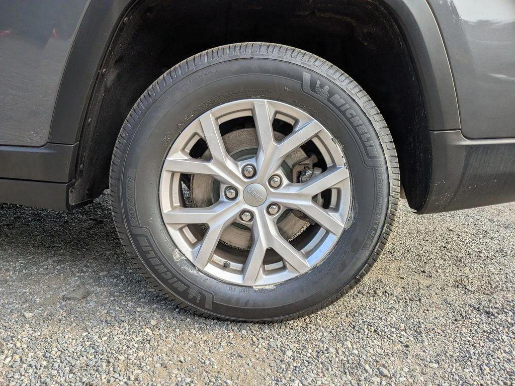 used 2021 Jeep Grand Cherokee L car, priced at $32,499
