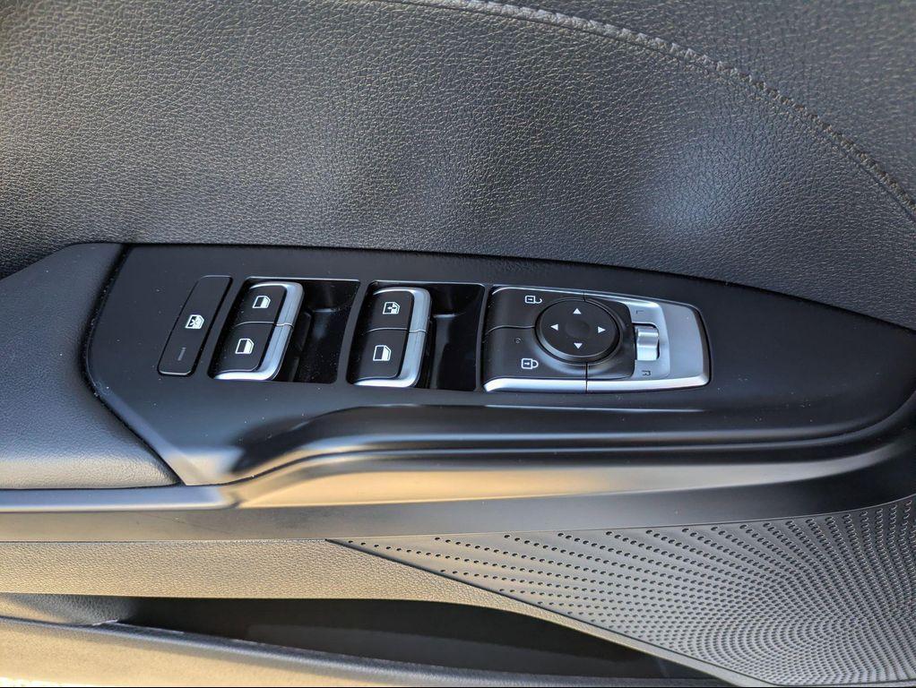 used 2023 Kia K5 car, priced at $21,999