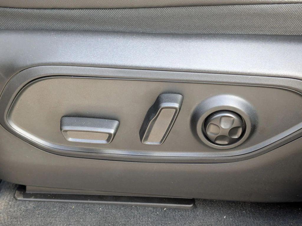 new 2025 Jeep Grand Cherokee car, priced at $41,219