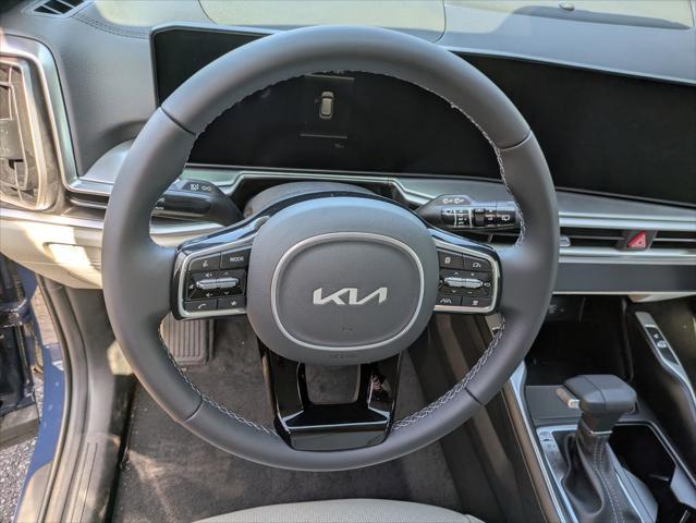 new 2025 Kia Sorento car, priced at $39,025
