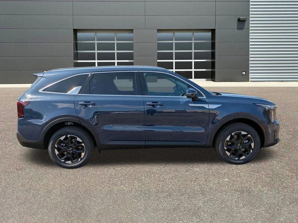 new 2025 Kia Sorento car, priced at $37,710