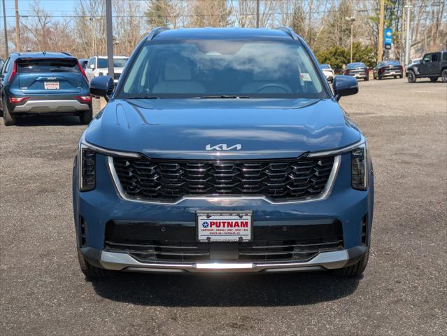 new 2025 Kia Sorento car, priced at $39,025