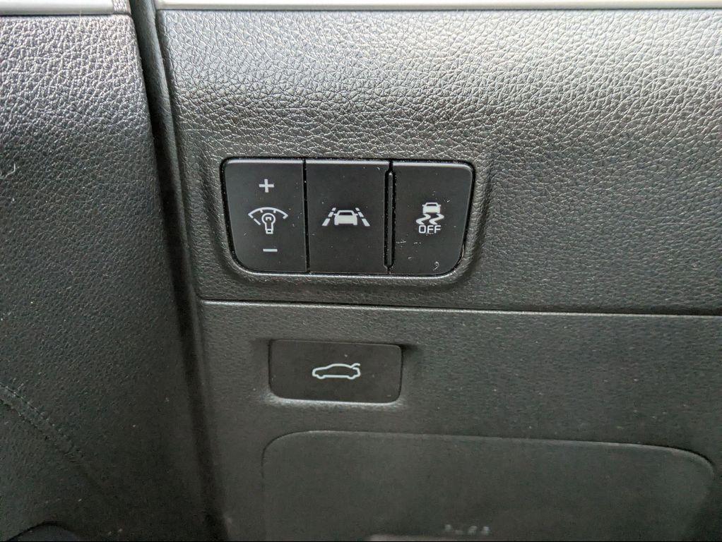 used 2021 Kia K5 car, priced at $19,999