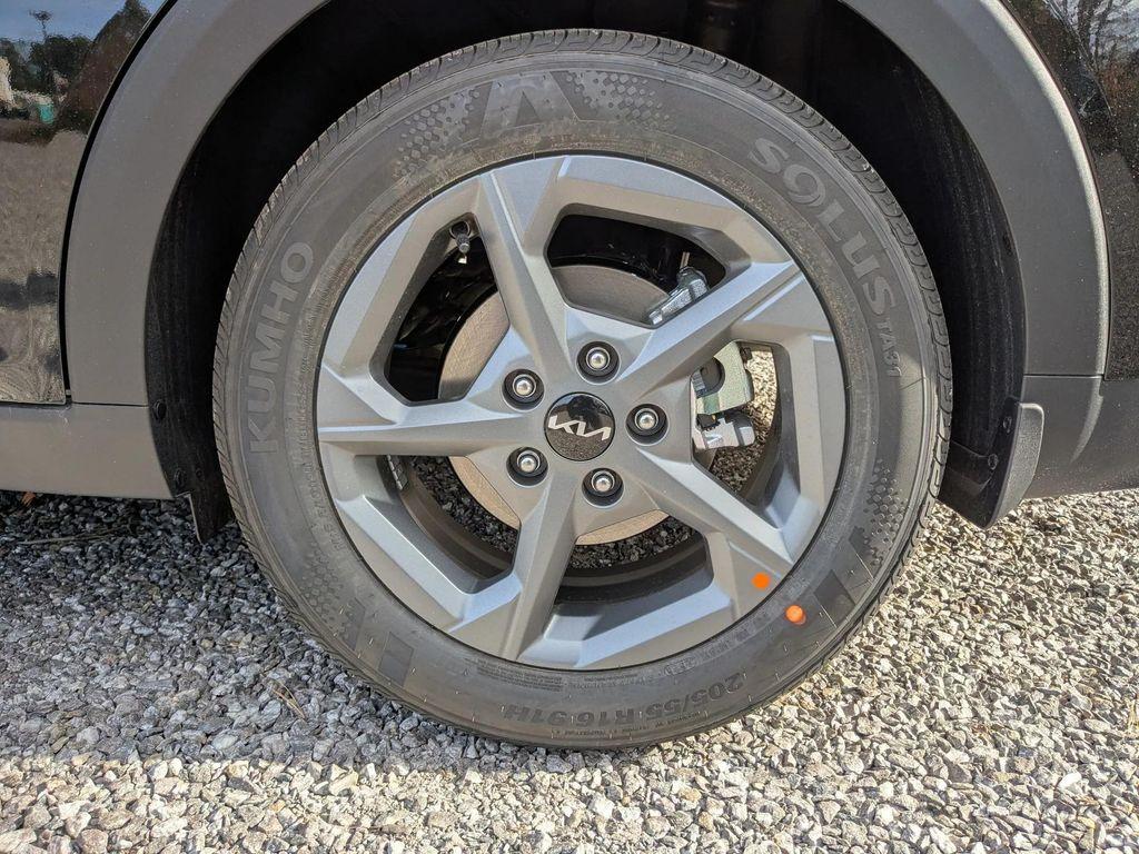 new 2025 Kia K4 car, priced at $24,196