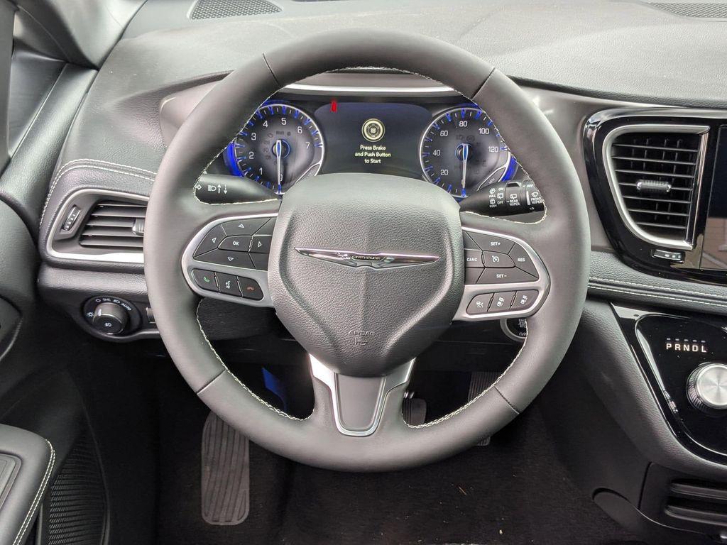 new 2026 Chrysler Pacifica car, priced at $38,295