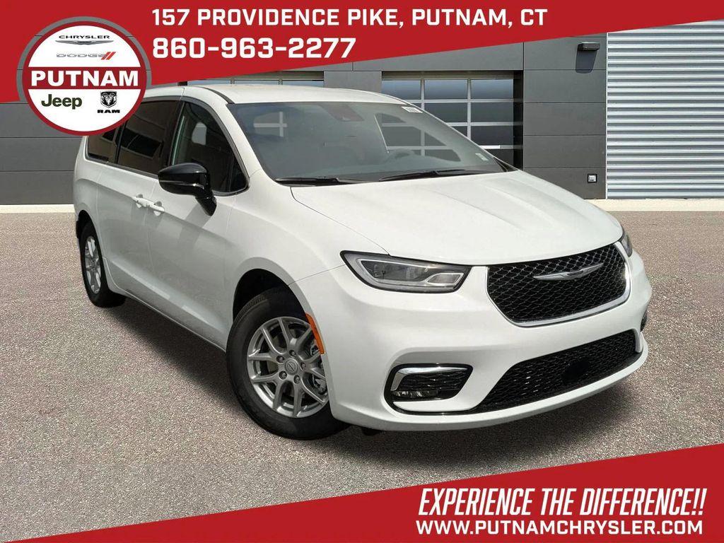 new 2026 Chrysler Pacifica car, priced at $38,295