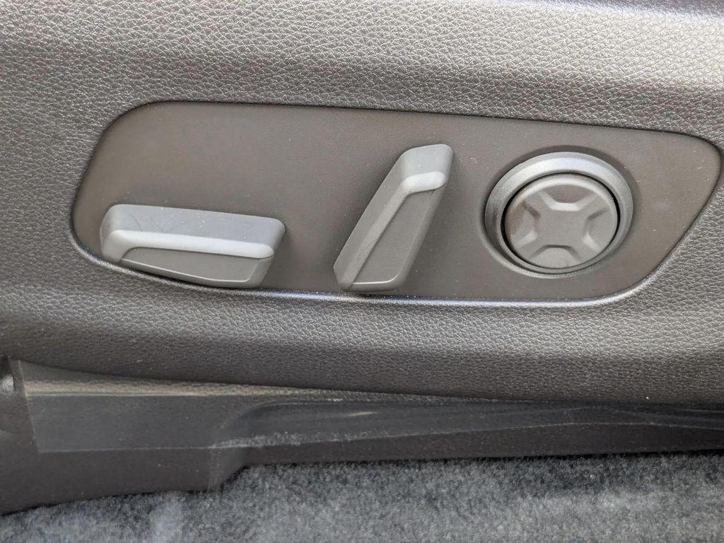 new 2026 Kia Carnival car, priced at $39,658