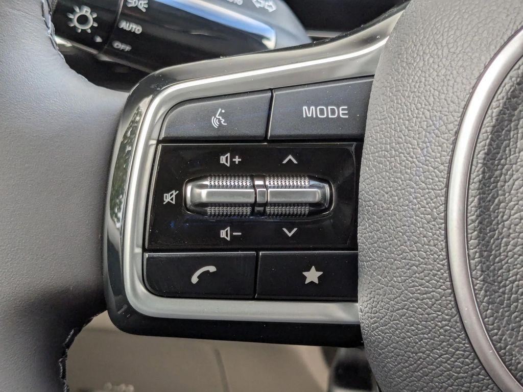 new 2026 Kia Carnival car, priced at $39,658
