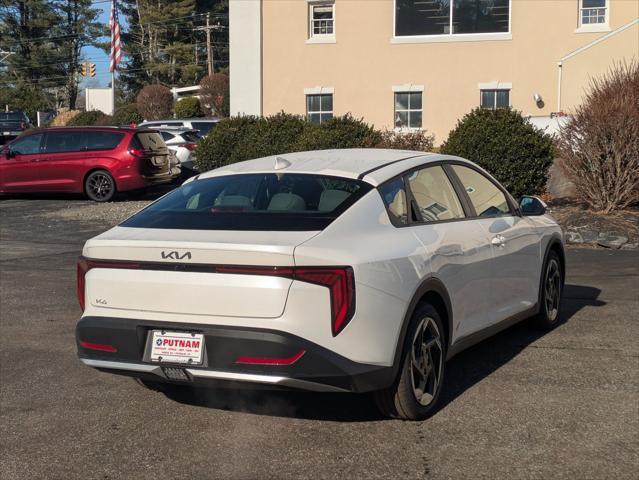 new 2025 Kia K4 car, priced at $25,715