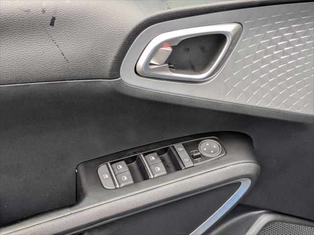 new 2025 Kia Soul car, priced at $24,193