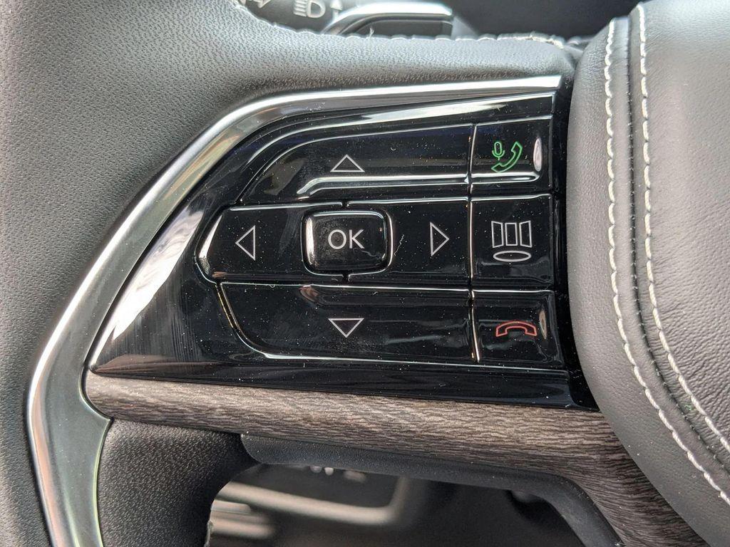 new 2025 Jeep Grand Cherokee L car, priced at $61,079