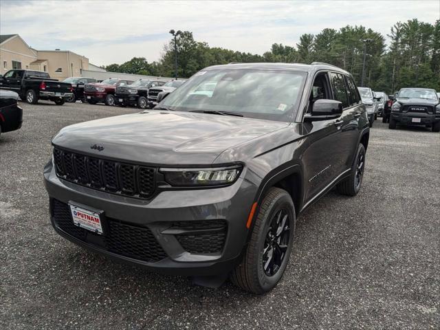 new 2024 Jeep Grand Cherokee car, priced at $41,915