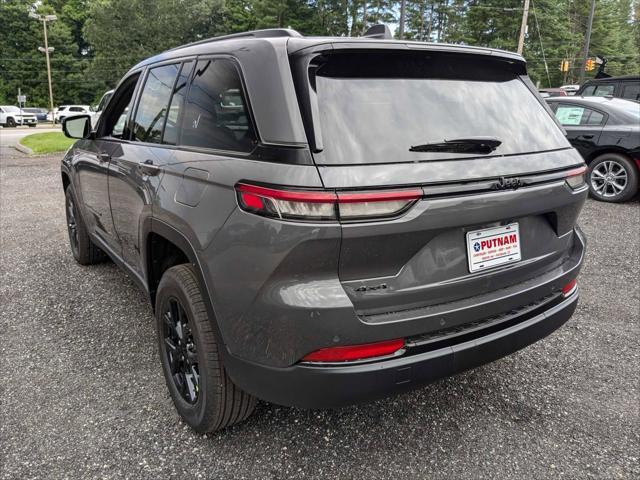 new 2024 Jeep Grand Cherokee car, priced at $41,915